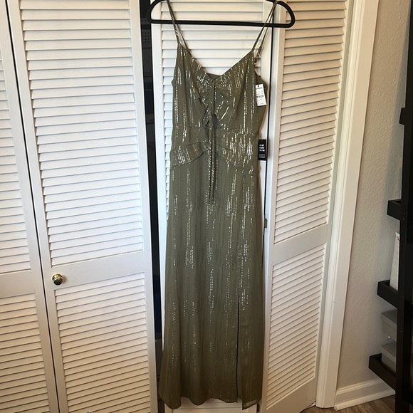 NWT S Olive Sequin Dress with Keyhole - Picture 1 of 5
